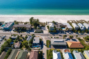 Seagrass Flats 2 offers prime location that